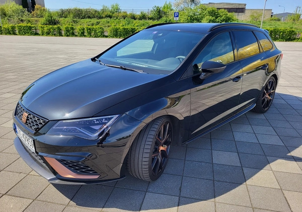 Seat Leon cena 146900 przebieg: 69000, rok produkcji 2019 z Gdańsk małe 92